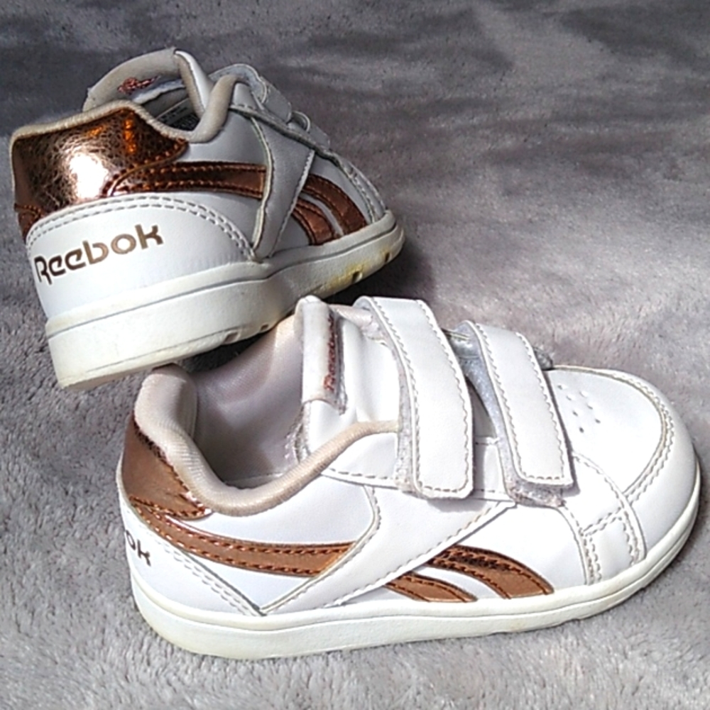 Reebok Royal Classic Jogger Baby Girls Sneaker Sz 5. White w/ Rose gold Shimmer